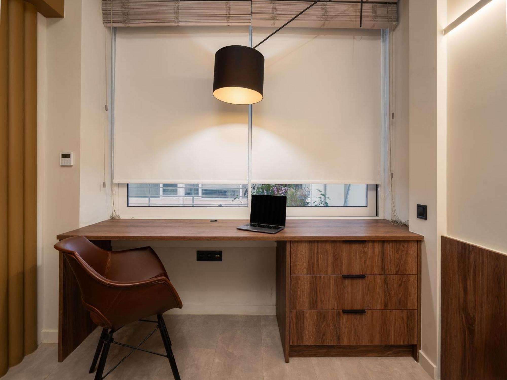 A Place 4U No6 - City Escape With Balcony Lounge & Open Living Space Афины Экстерьер фото